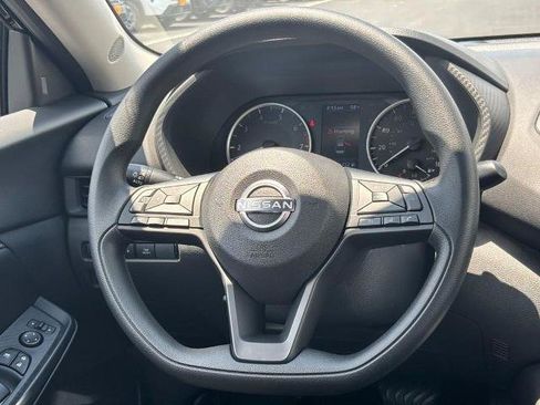 Certified 2025 Nissan Sentra S FWD image 7