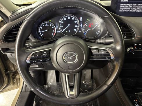Used 2024 MAZDA MAZDA3 s image 23