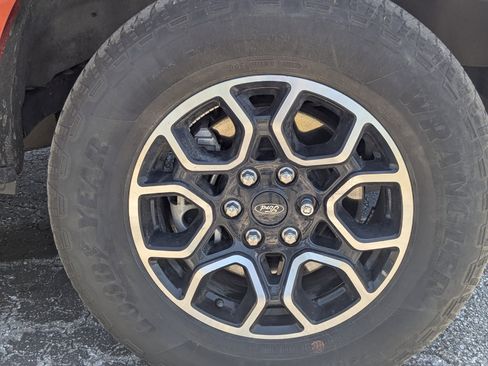 Used 2023 Ford F150 XLT w/ Equipment Group 302A High AWD/4WD image 10