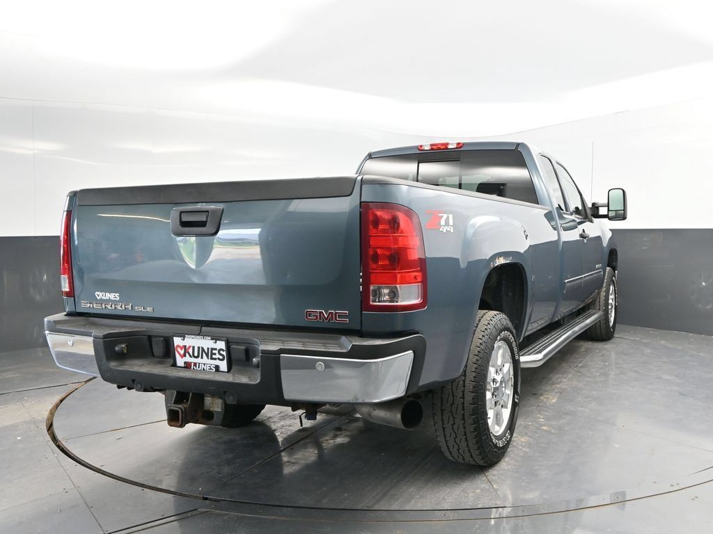 Used 2011 GMC Sierra 2500 SLE w/ Convenience Package AWD/4WD image 8