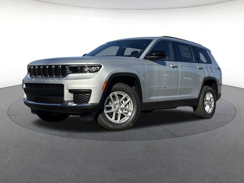 New 2025 Jeep Grand Cherokee L Laredo image 1