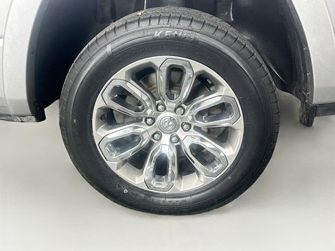 Used 2022 RAM 1500 Laramie image 11