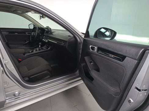 Used 2023 Honda Civic EX image 21