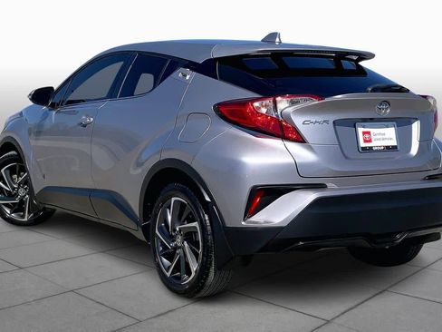 Used 2020 Toyota C-HR Limited image 12