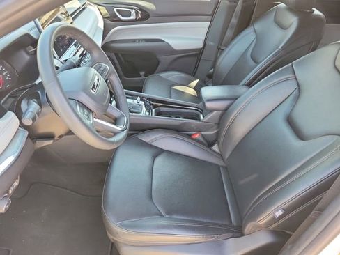 Used 2024 Jeep Compass Limited AWD/4WD image 9