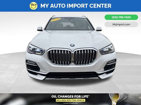 Used 2019 BMW X5 xDrive50i w/ Executive Package image 2