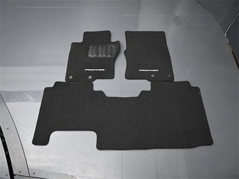 Used 2023 Nissan Frontier SV w/ Technology Package image 36