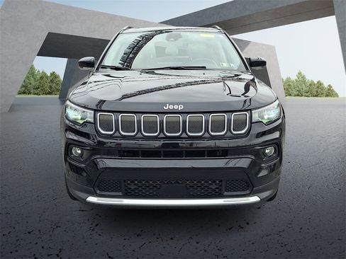 Used 2022 Jeep Compass Limited w/ Sun and Sound Group image 2