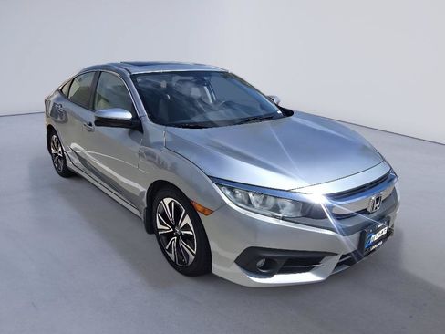 Used 2016 Honda Civic EX-T image 7