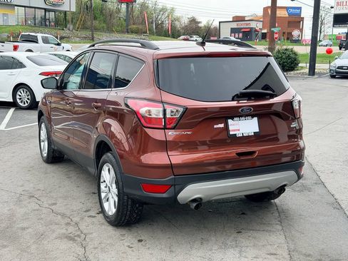 Used 2018 Ford Escape SE AWD/4WD image 4