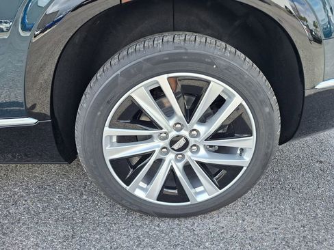 New 2026 Cadillac Vistiq Luxury image 25