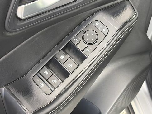 Used 2024 Nissan Rogue SV AWD/4WD image 24