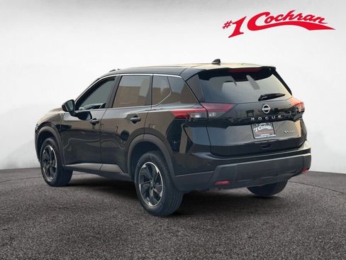 Used 2024 Nissan Rogue SV AWD/4WD image 23