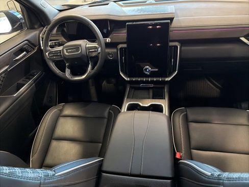 Used 2025 GMC Acadia Denali w/ LPO, Cargo Package image 22