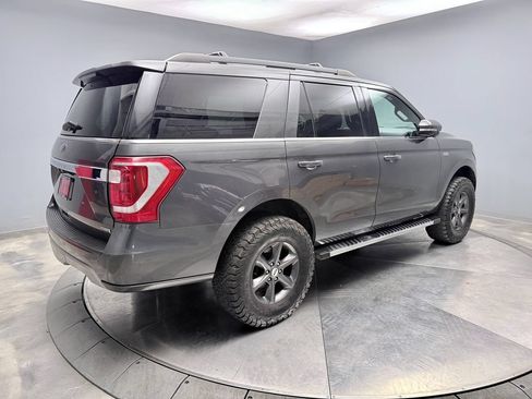 Used 2020 Ford Expedition XLT w/ Equipment Group 202A AWD/4WD image 5