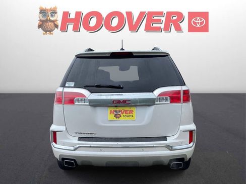 Used 2017 GMC Terrain Denali FWD image 3