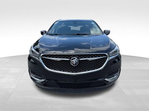 Used 2021 Buick Enclave Avenir w/ Avenir Technology Package FWD image 2