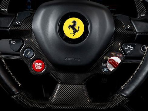 Used 2019 Ferrari 488 Spider image 35