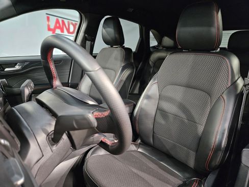 Used 2024 Ford Escape ST-Line image 24