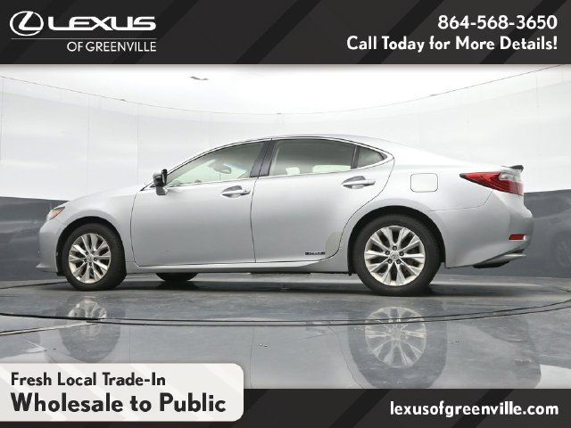 Used 2013 Lexus ES 300h FWD image 19