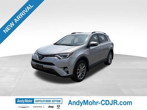 Used 2017 Toyota RAV4 Limited AWD/4WD image 3