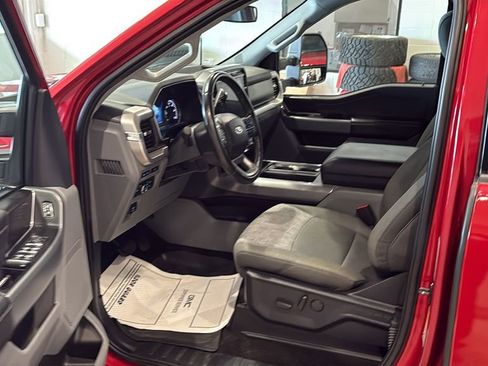 Used 2022 Ford F150 XLT w/ Equipment Group 302A High image 21