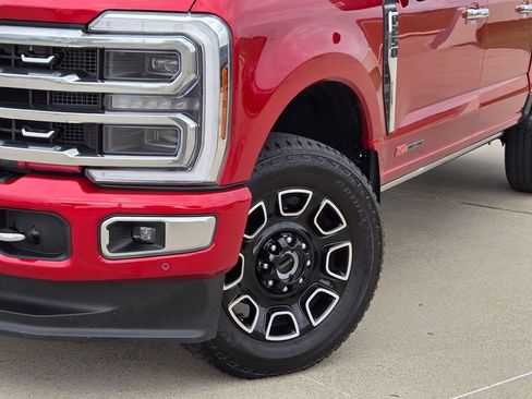 Used 2024 Ford F250 Platinum image 7