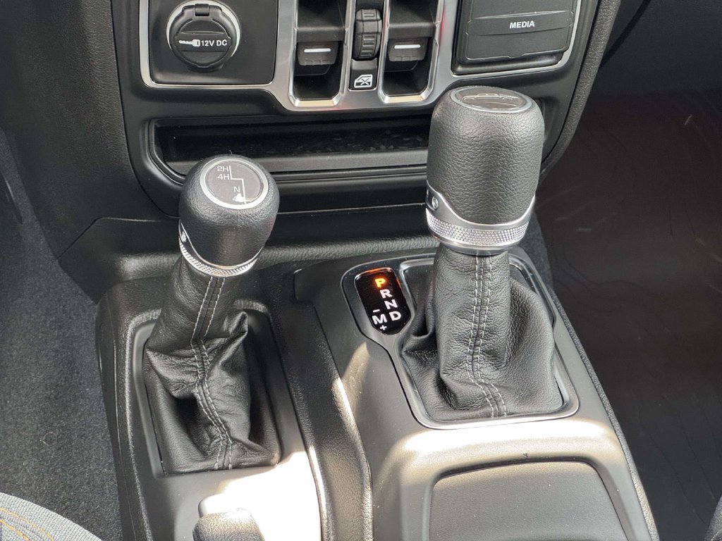 New 2026 Jeep Gladiator Sport AWD/4WD image 21