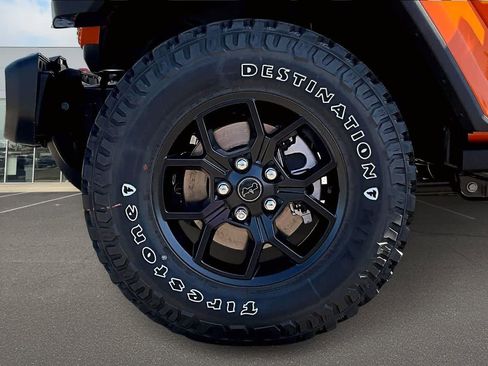 New 2025 Jeep Gladiator Sport image 8