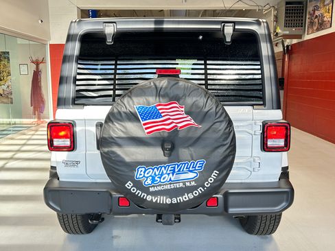 Certified 2023 Jeep Wrangler Unlimited Sahara w/ Cold Weather Group AWD/4WD image 36
