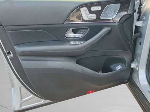 Used 2020 Mercedes-Benz GLE 350 4MATIC image 19