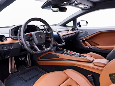 Used 2026 Lamborghini Temerario AWD/4WD image 2