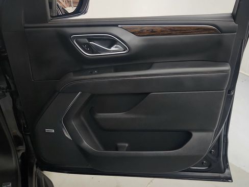 Used 2023 Chevrolet Tahoe Premier AWD/4WD image 29