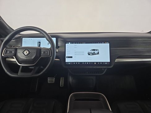 Used 2023 Rivian R1S Adventure image 27