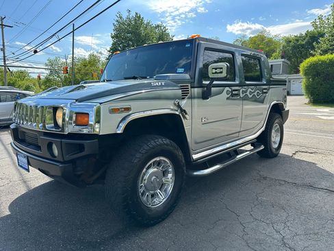 Used 2005 HUMMER H2 SUT w/ Preferred Equipment Group AWD/4WD image 3