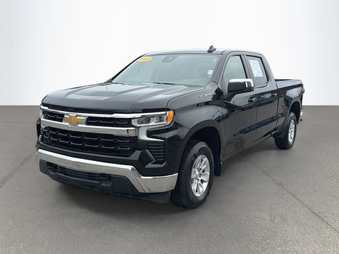 Used 2023 Chevrolet Silverado 1500 LT w/ Protection Package AWD/4WD image 8