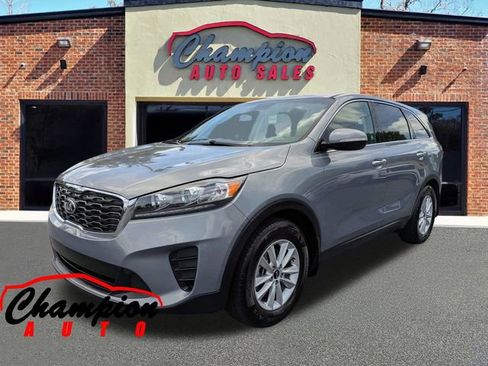 Used 2020 Kia Sorento L FWD image 5