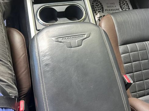 Used 2017 Nissan Titan Platinum Reserve AWD/4WD image 35