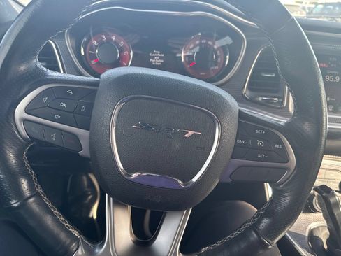 Used 2016 Dodge Challenger SRT Hellcat RWD image 12