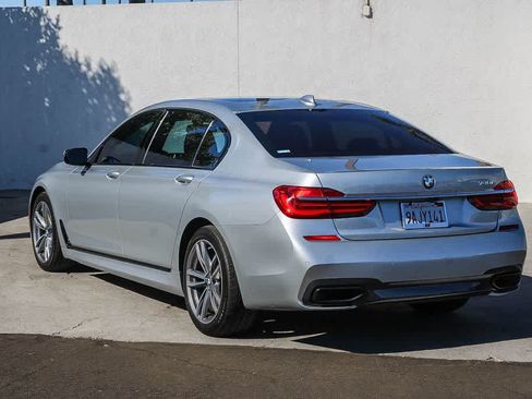 Used 2016 BMW 740i RWD image 4