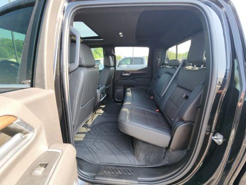 Used 2022 Chevrolet Silverado 1500 High Country w/ High Country Premium Package image 24