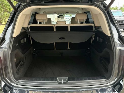 Used 2020 Mercedes-Benz GLB 250 image 24