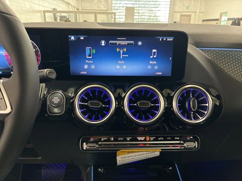 New 2026 Mercedes-Benz GLA 250 4MATIC image 8