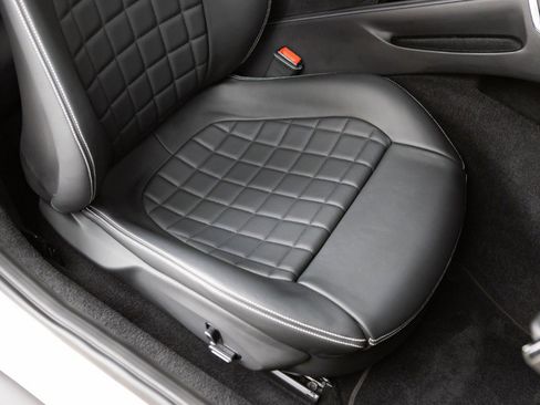 Certified 2022 Ferrari Roma image 55