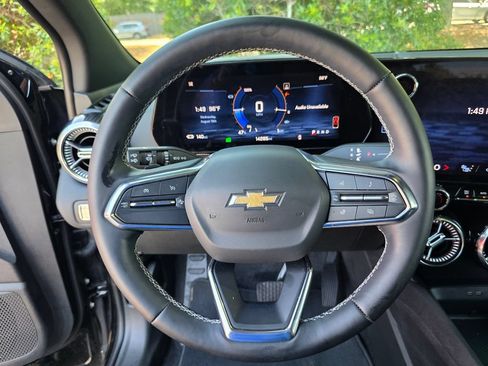 Used 2024 Chevrolet Blazer EV LT AWD/4WD image 19