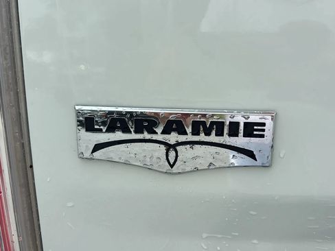 Used 2016 RAM 2500 Laramie w/ Snow Chief Group AWD/4WD image 5