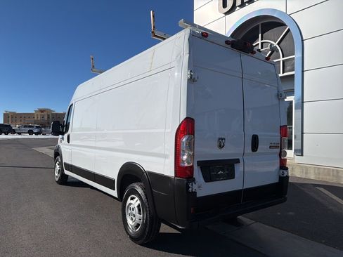Used 2019 RAM ProMaster 2500 w/ Interior Convenience Group image 4