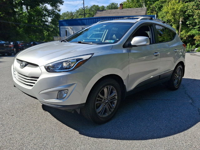 Used 2015 Hyundai Tucson SE AWD/4WD image 6