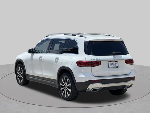 Used 2021 Mercedes-Benz GLB 250 image 3