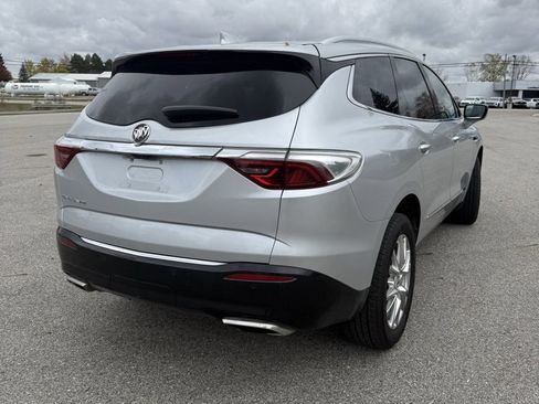 Used 2022 Buick Enclave Premium image 4